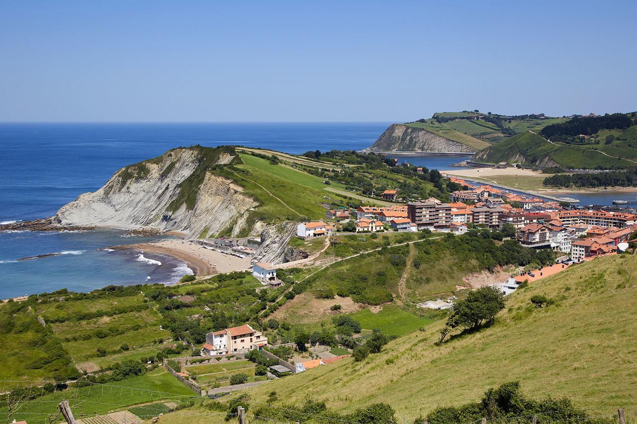 Hotel Flysch Zumaia Exterior photo