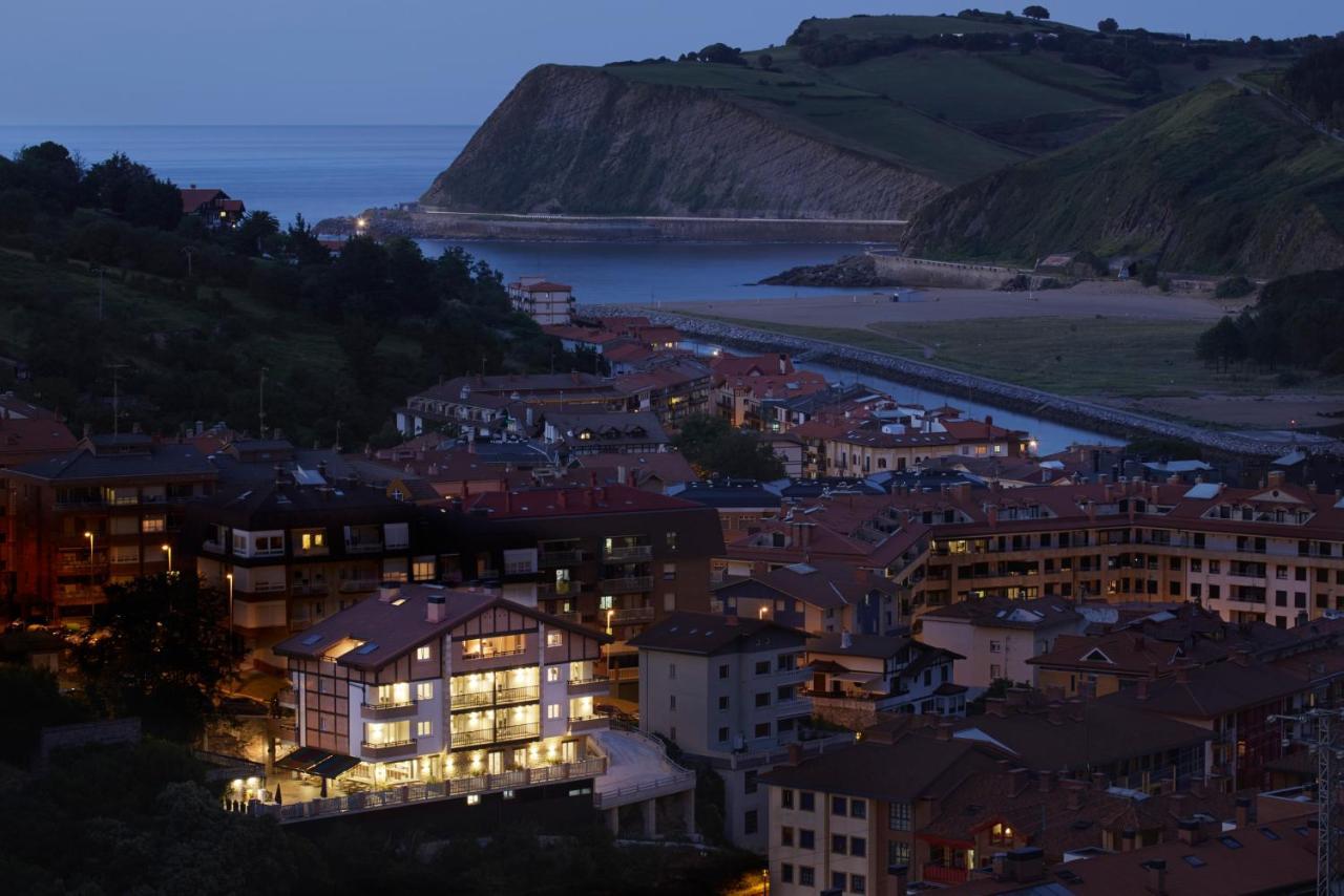 Hotel Flysch Zumaia Exterior photo